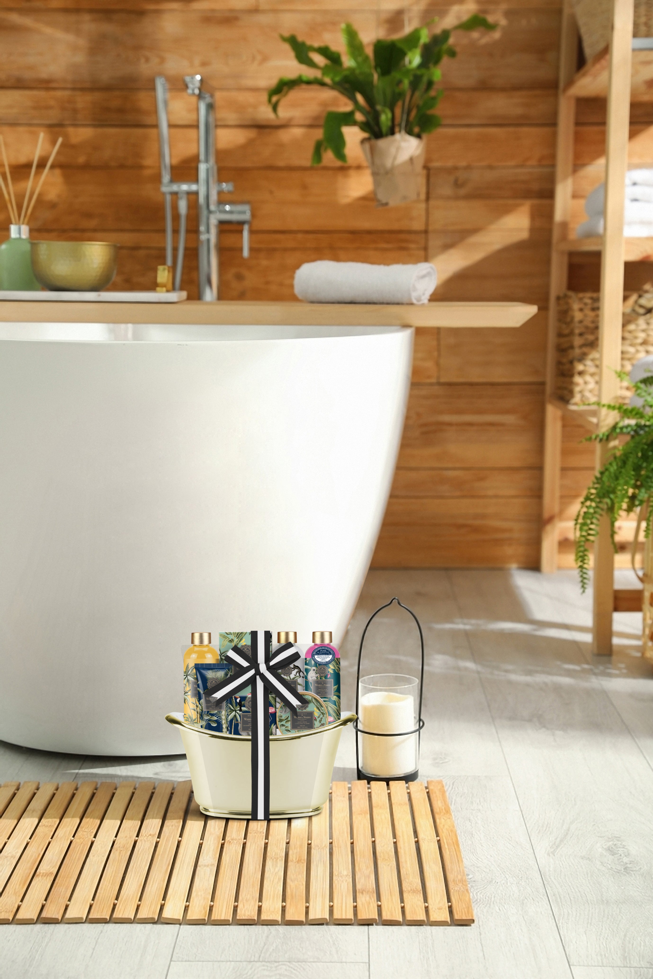 Winter In Venice Botanicalia Bath Tub