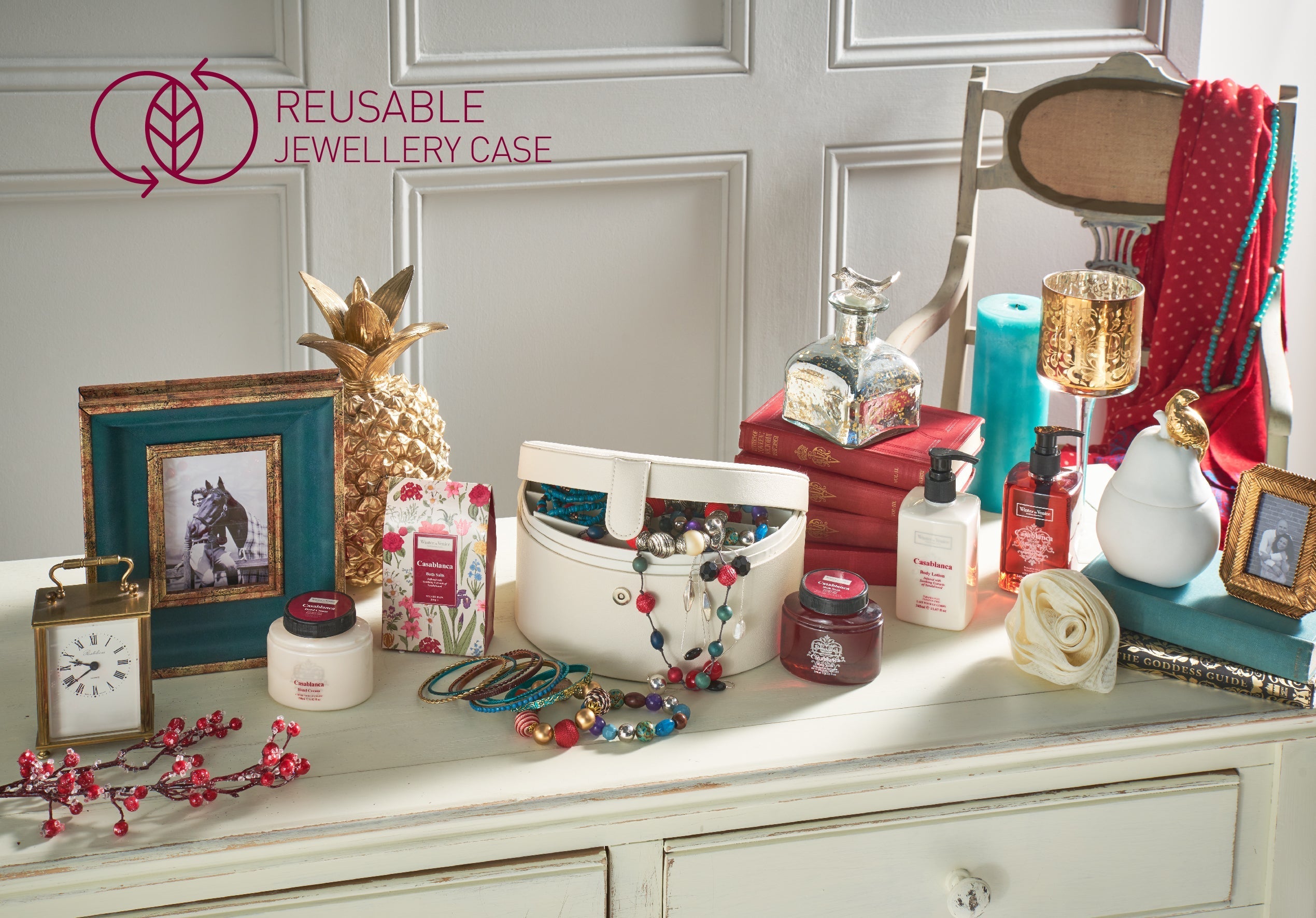 Winter In Venice simple Casablanca Jewellery Case