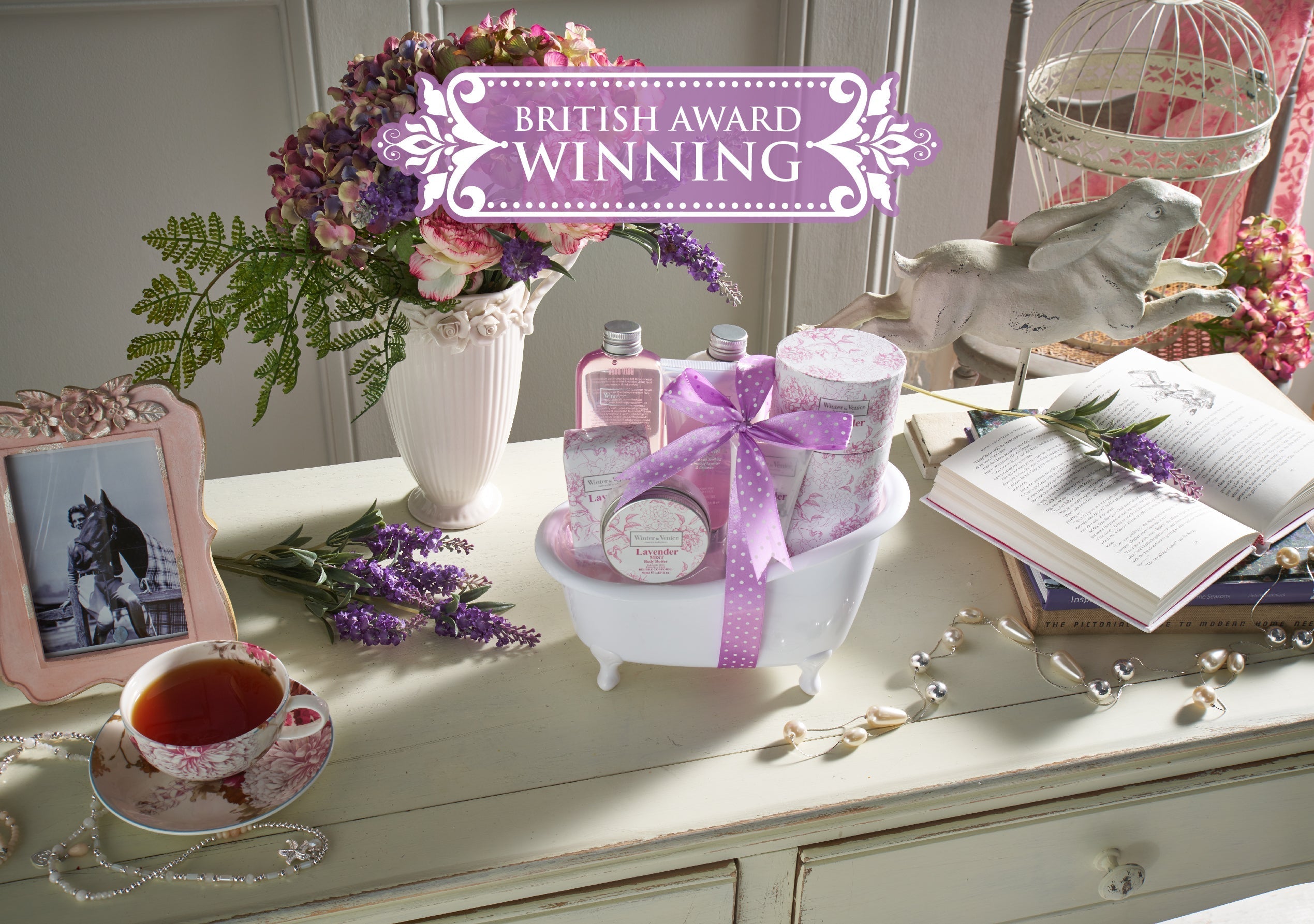 Winter In Venice simple Lavender Mist Bath Tub