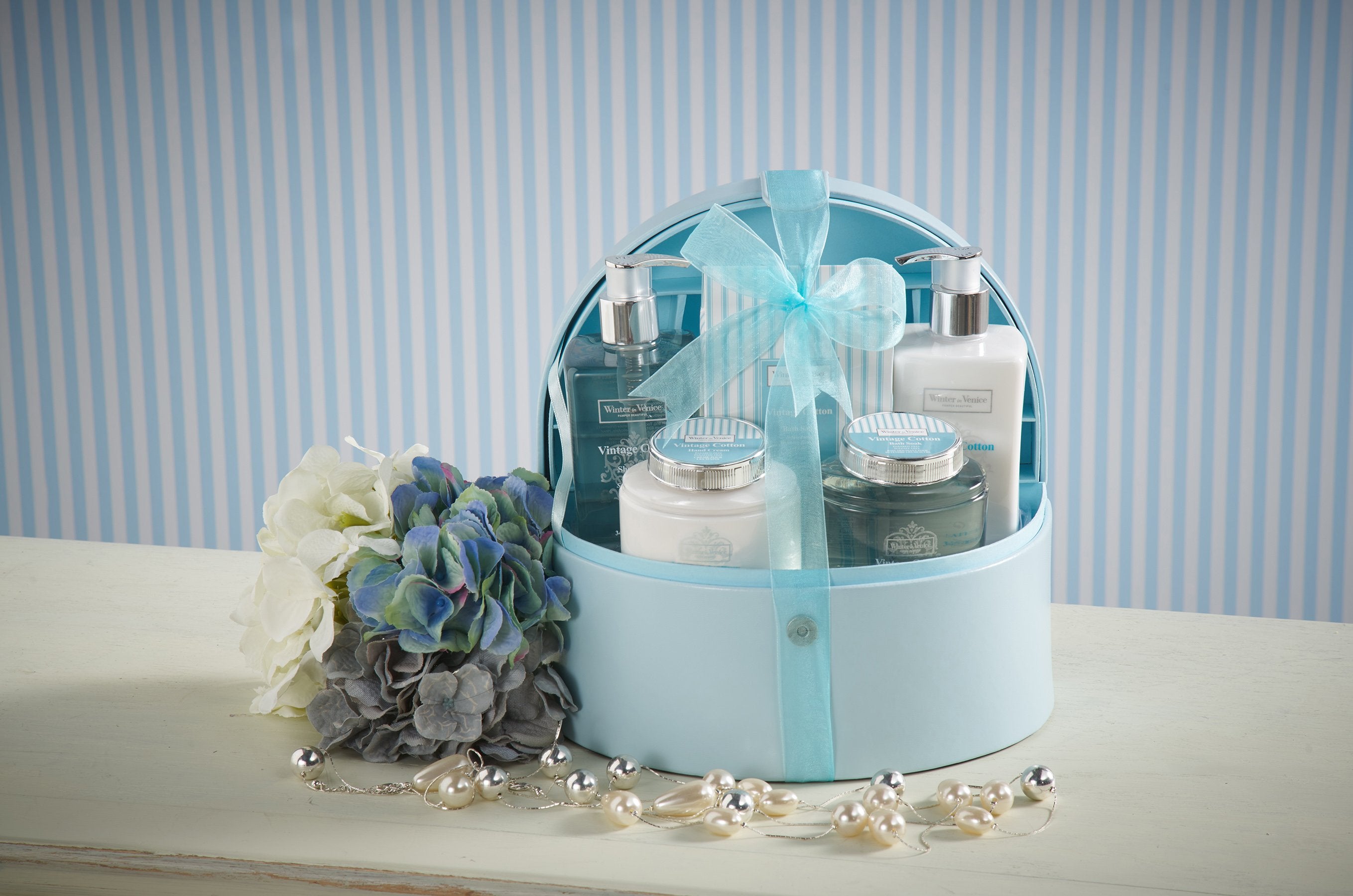 Winter In Venice simple Vintage Cotton Jewellery Case